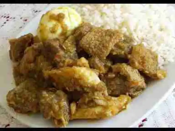 Video: Ofada Stew (Ayamase Sauce)
